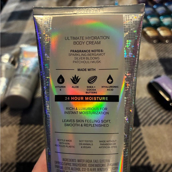 Bath & Body Works Platinum Holographic Silver 2- Body Wash 1- Cream - 1- lotion - Picture 3 of 6